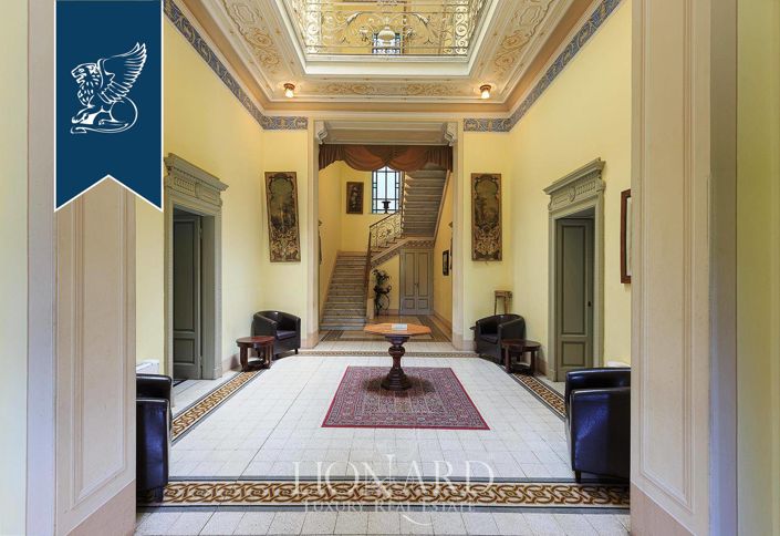 Image No.11-Villa de 7 chambres à vendre à Mandello del Lario