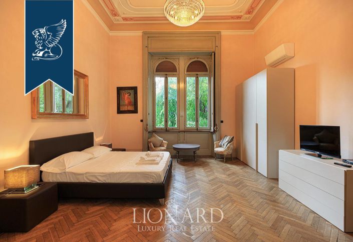 Image No.33-Villa de 7 chambres à vendre à Mandello del Lario