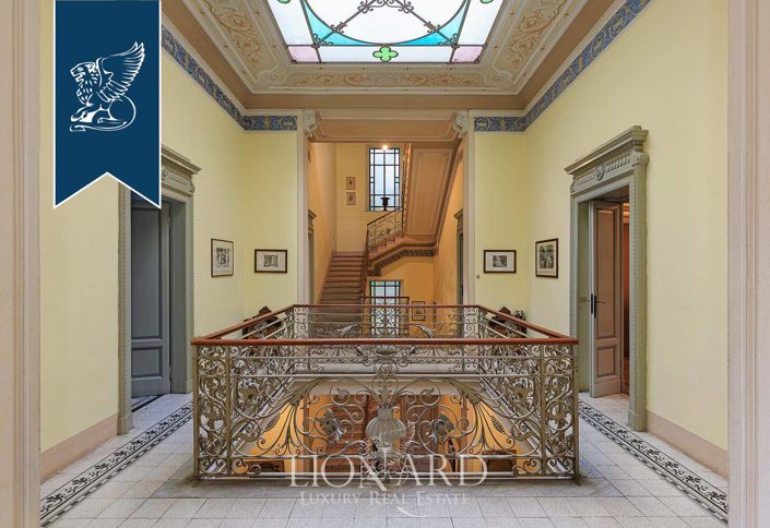 Image No.37-Villa de 7 chambres à vendre à Mandello del Lario