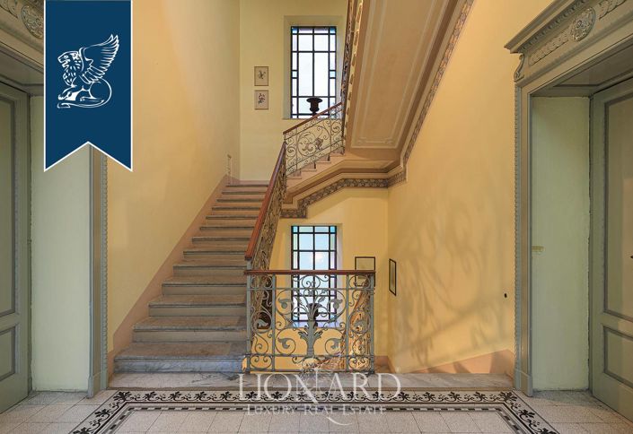 Image No.39-Villa de 7 chambres à vendre à Mandello del Lario