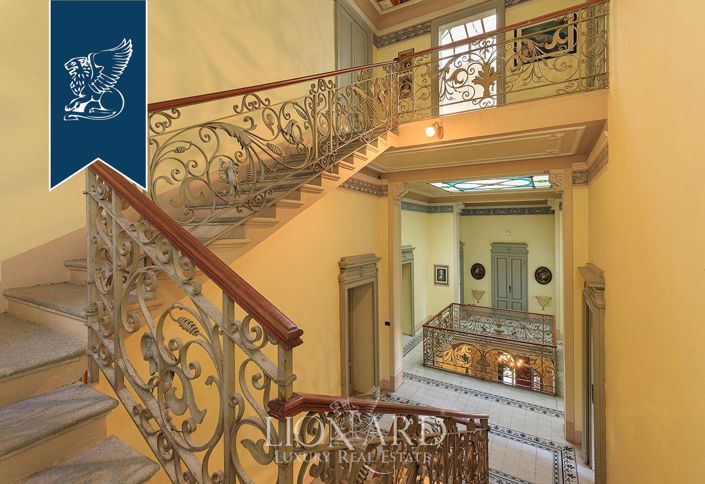 Image No.40-Villa de 7 chambres à vendre à Mandello del Lario