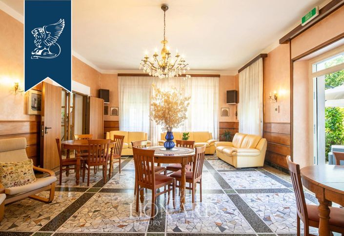 Image No.15-21 Bed Hotel for sale