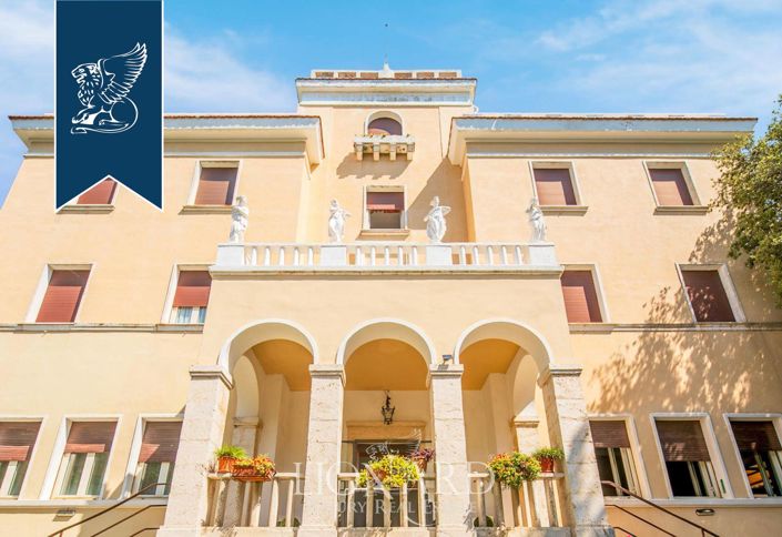 Image No.4-21 Bed Hotel for sale