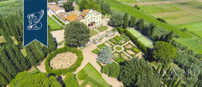 Image No.15-10 Bed Villa for sale