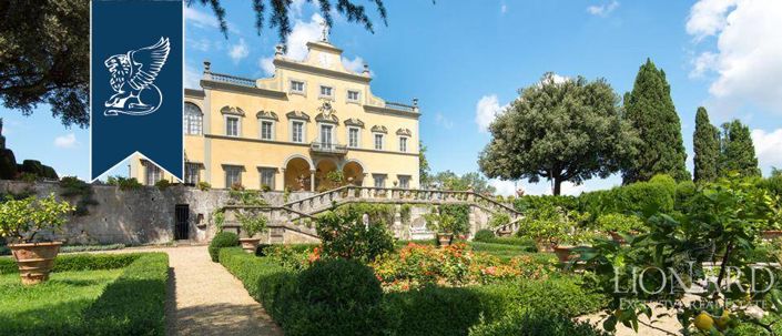 Image No.5-10 Bed Villa for sale