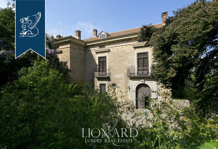 Image No.10-6 Bed Villa for sale