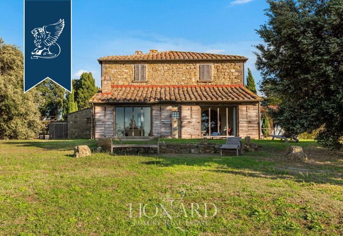 Image No.8-9 Bed Villa for sale