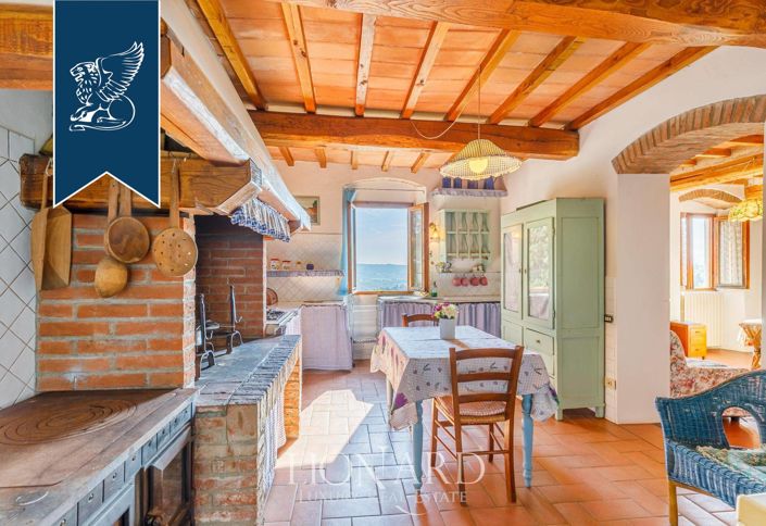 Image No.26-Ferme de 11 chambres à vendre à Florence