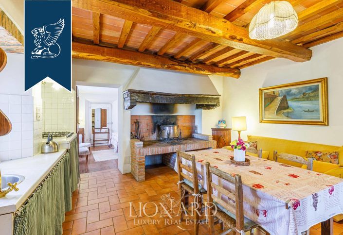 Image No.29-Ferme de 11 chambres à vendre à Florence