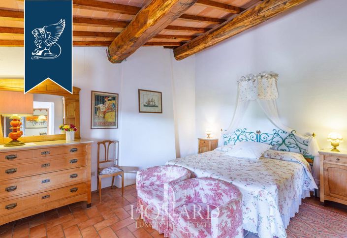 Image No.38-Ferme de 11 chambres à vendre à Florence