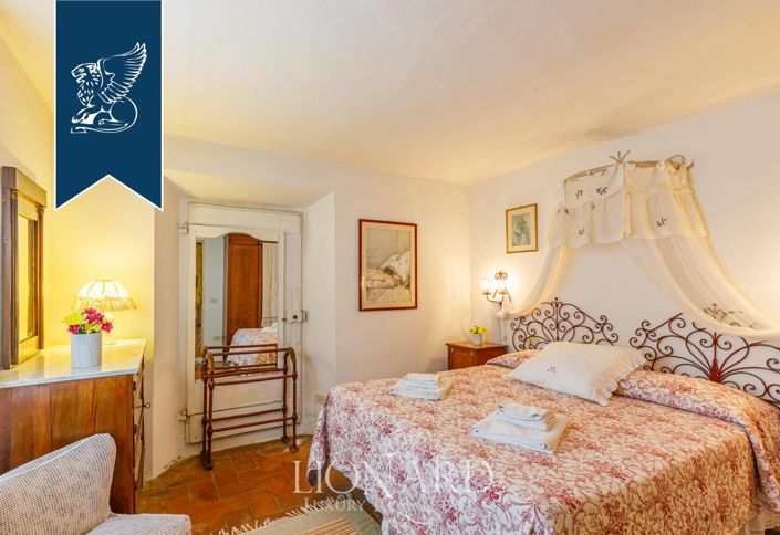 Image No.39-Ferme de 11 chambres à vendre à Florence