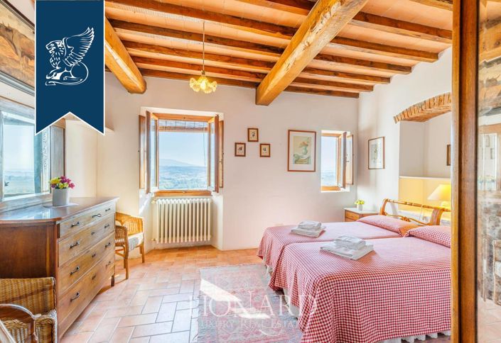 Image No.40-Ferme de 11 chambres à vendre à Florence