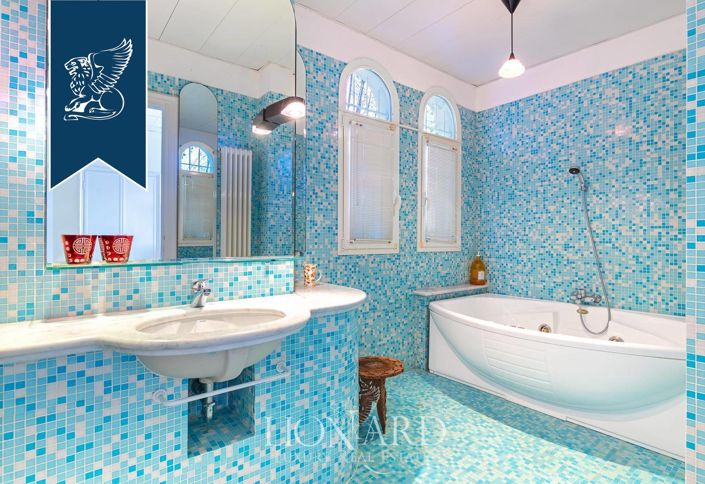 Image No.38-4 Bed Villa for sale