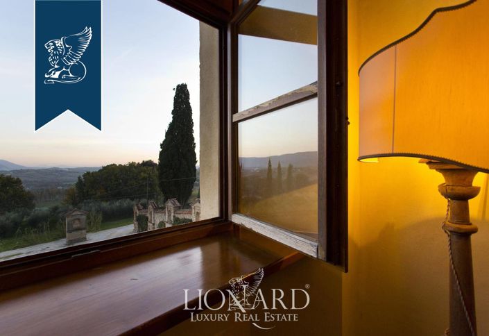 Image No.45-22 Bed Villa for sale