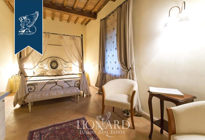 Image No.46-22 Bed Villa for sale