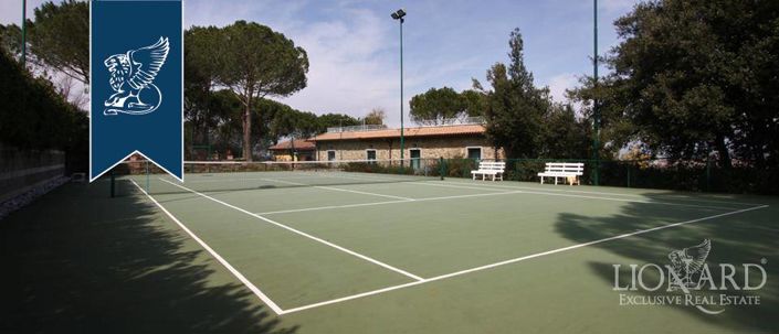 Image No.3-10 Bed Farmhouse for sale