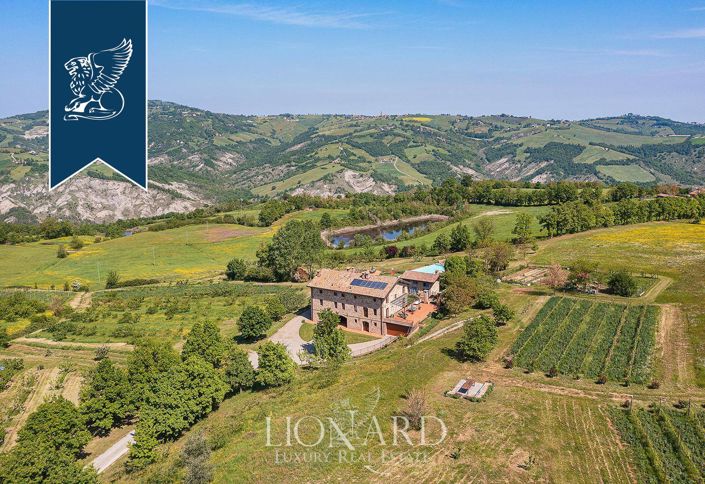 Image No.2-Villa de 10 chambres à vendre à Pavullo nel Frignano