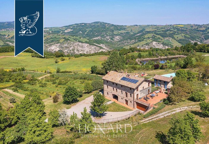 Image No.4-Villa de 10 chambres à vendre à Pavullo nel Frignano