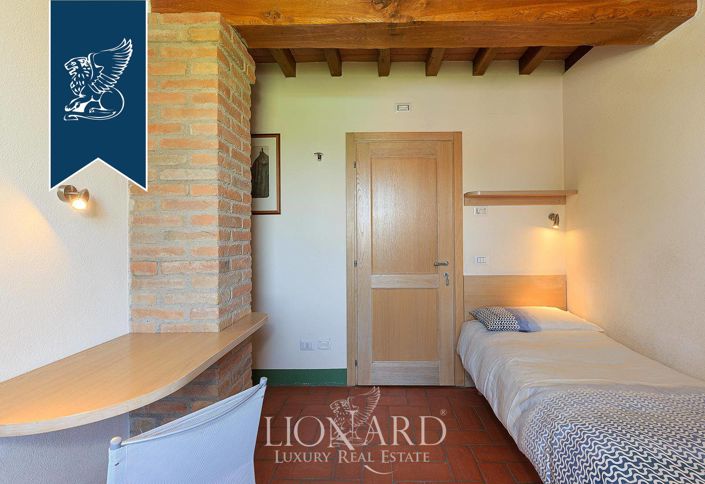 Image No.58-Villa de 10 chambres à vendre à Pavullo nel Frignano