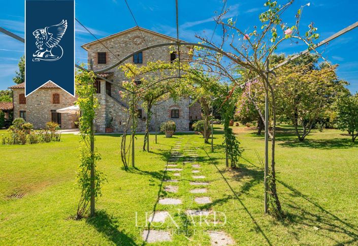 Image No.8-2 Bed Villa for sale