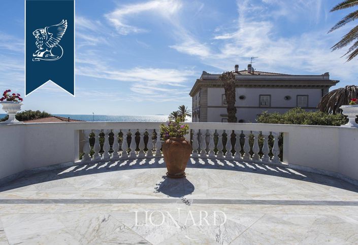 Image No.40-5 Bed Villa for sale