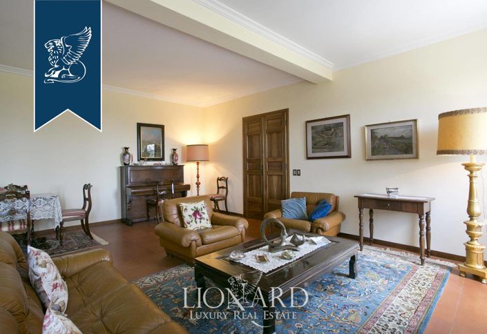 Image No.21-9 Bed Villa for sale