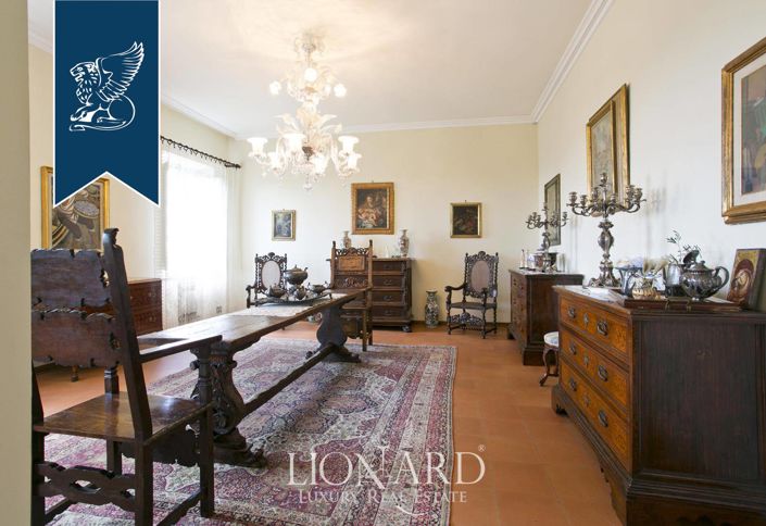 Image No.29-9 Bed Villa for sale