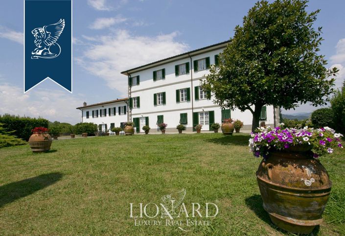 Image No.9-9 Bed Villa for sale