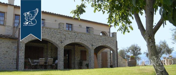 Image No.6-6 Bed Country House for sale