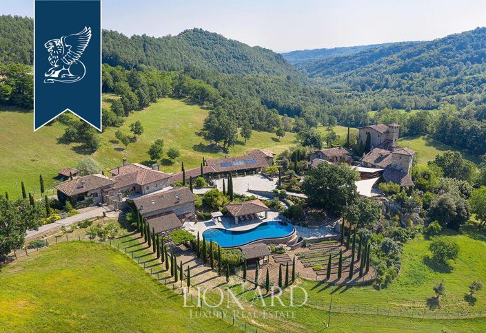 Image No.6-10 Bed Property for sale