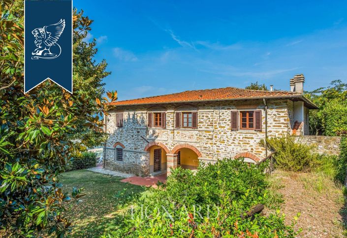 Image No.16-35 Bed Farmhouse for sale