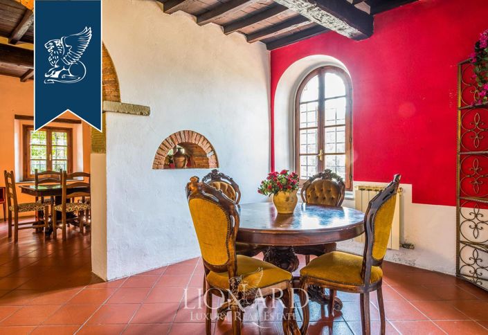 Image No.43-35 Bed Farmhouse for sale