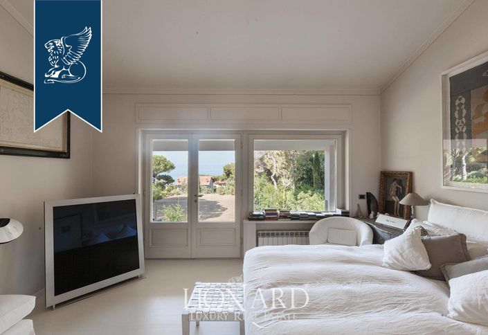 Image No.15-5 Bed Villa for sale