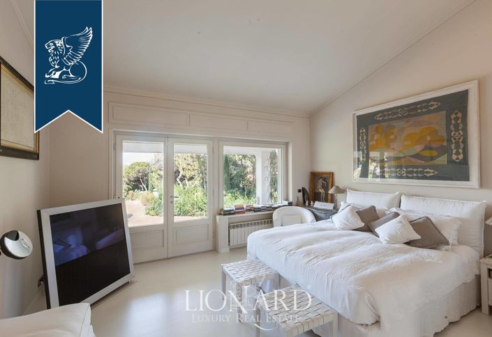 Image No.19-5 Bed Villa for sale