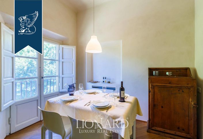 Image No.43-25 Bed Villa for sale