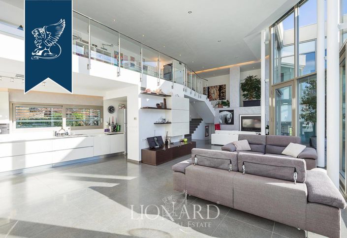 Image No.18-5 Bed Villa for sale