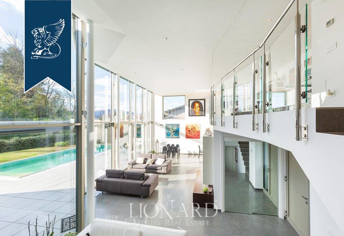 Image No.28-5 Bed Villa for sale