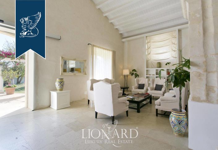 Image No.24-102 Bed Hotel for sale