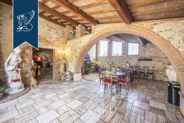 Image No.12-Ferme de 10 chambres à vendre à Rapolano Terme