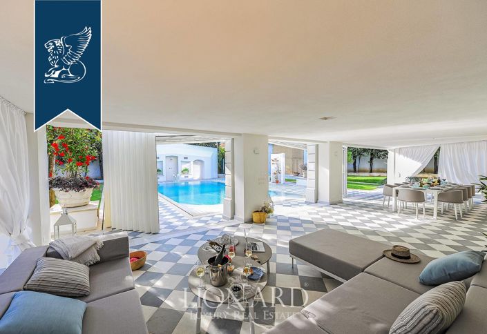 Image No.14-5 Bed Villa for sale