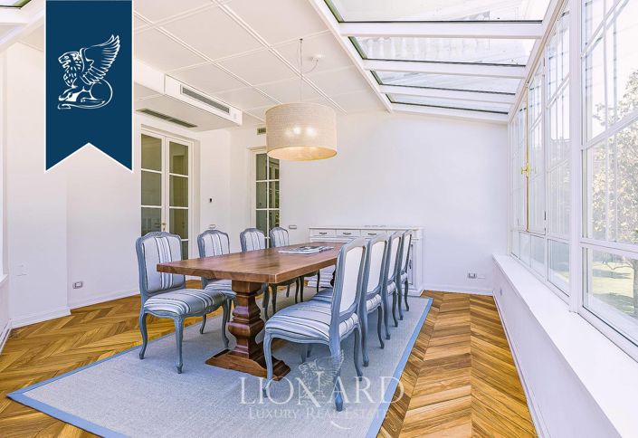 Image No.30-5 Bed Villa for sale