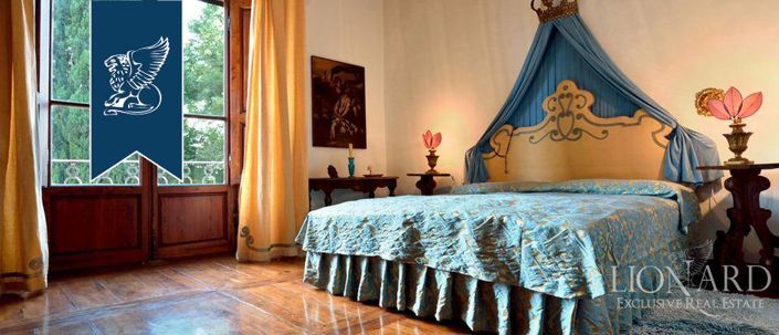 Image No.42-50 Bed Farmhouse for sale