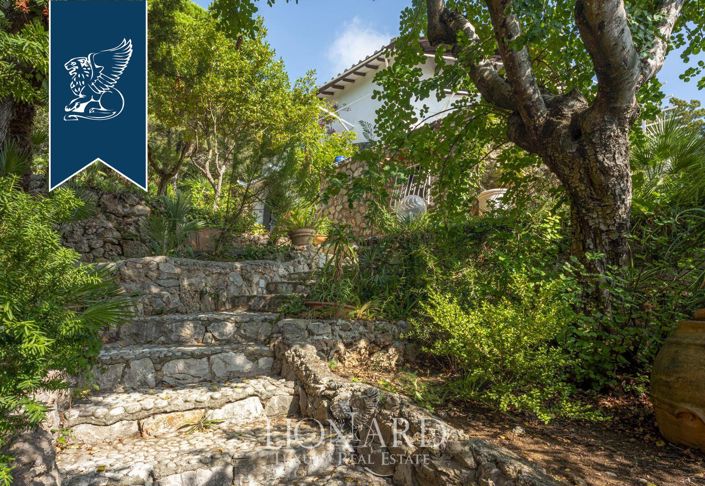 Image No.11-Villa de 5 chambres à vendre à San Felice Circeo