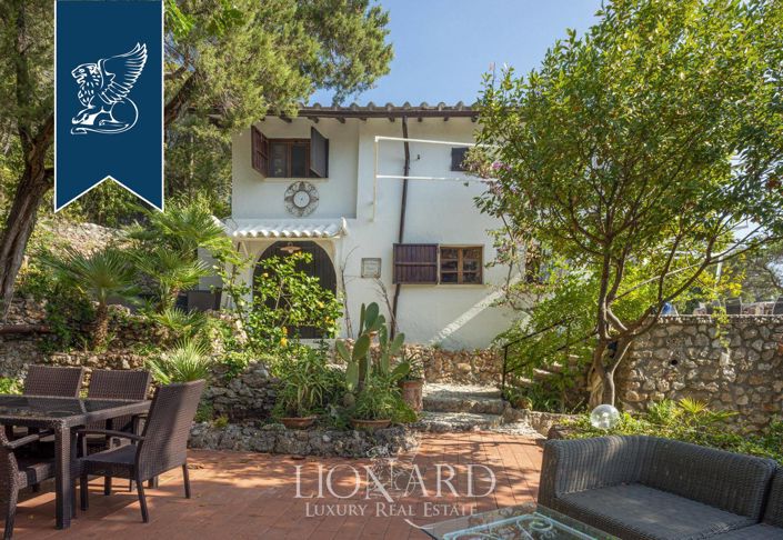 Image No.12-Villa de 5 chambres à vendre à San Felice Circeo