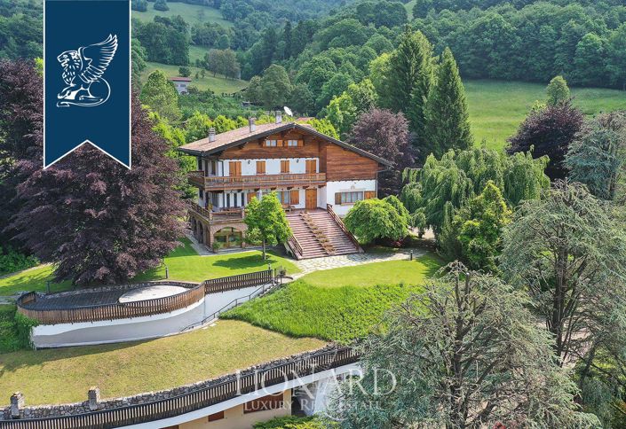 Image No.7-8 Bed Villa for sale