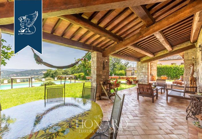 Image No.11-13 Bed Villa for sale