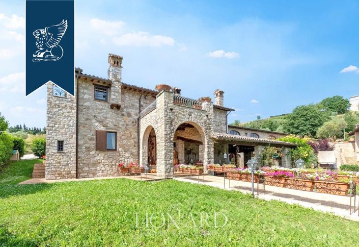 Image No.4-13 Bed Villa for sale