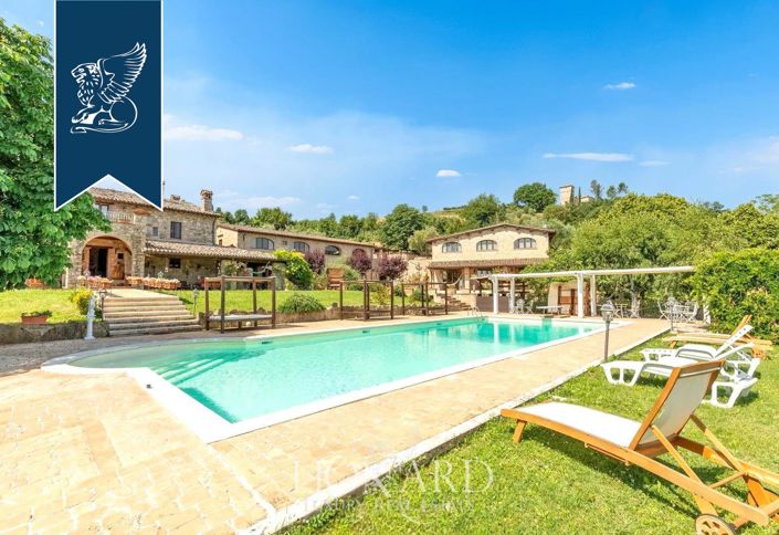 Image No.8-13 Bed Villa for sale