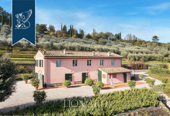 Image No.4-8 Bed Villa for sale