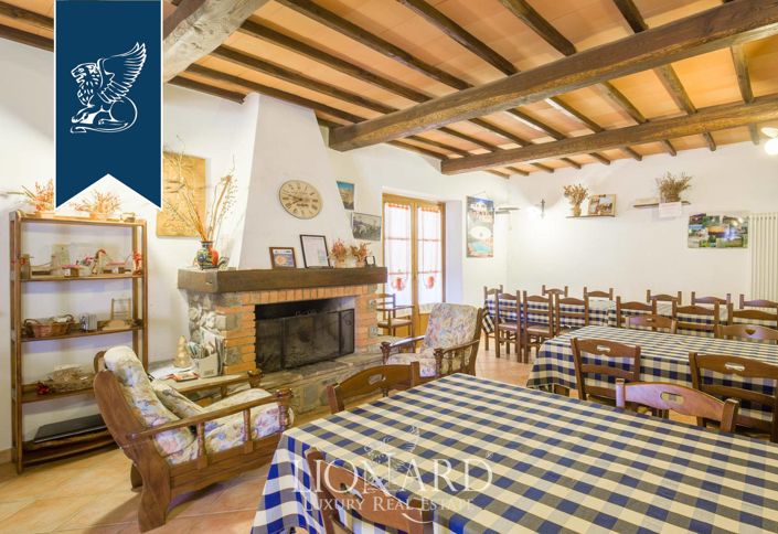 Image No.20-Ferme de 6 chambres à vendre à Cinigiano